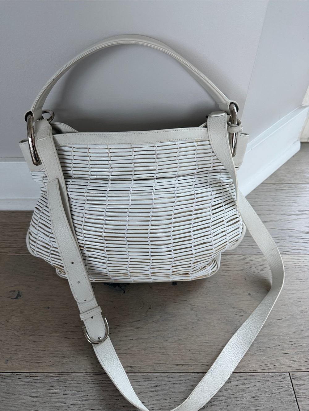 Akris White Woven Shoulder Bag - Picture 5 of 16